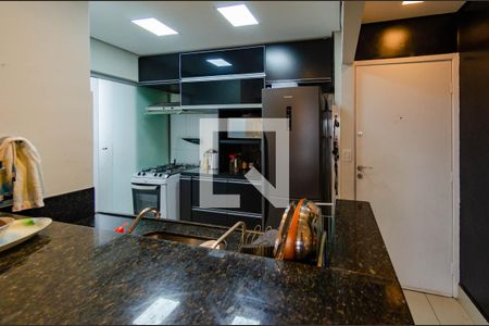 Apartamento à venda com 120m², 2 quartos e 3 vagas Apartamento à venda com 120m², 2 quartos e 3 vagasCozinha