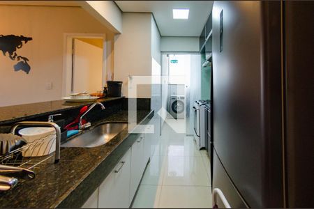 Apartamento à venda com 120m², 2 quartos e 3 vagas Apartamento à venda com 120m², 2 quartos e 3 vagasCozinha