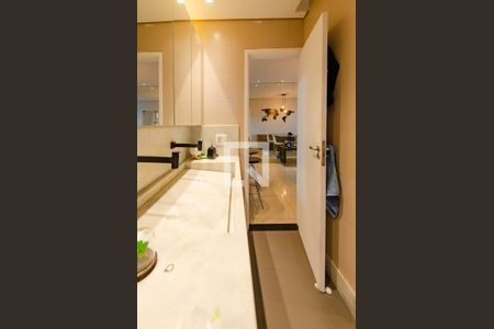 Apartamento à venda com 120m², 2 quartos e 3 vagas Apartamento à venda com 120m², 2 quartos e 3 vagasBanheiro