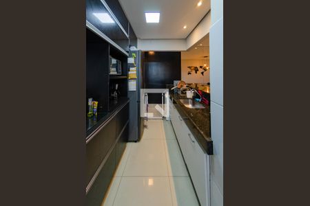 Apartamento à venda com 120m², 2 quartos e 3 vagas Apartamento à venda com 120m², 2 quartos e 3 vagasCozinha