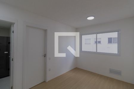 Sala/Cozinha/Área de Serviço de apartamento para alugar com 2 quartos, 36m² em Conjunto Residencial José Bonifácio, São Paulo