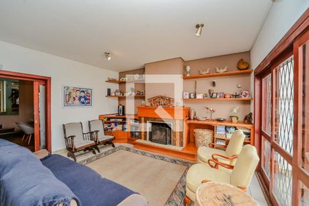 Sala da Churrasqueira de casa à venda com 4 quartos, 372m² em Chácara das Pedras, Porto Alegre