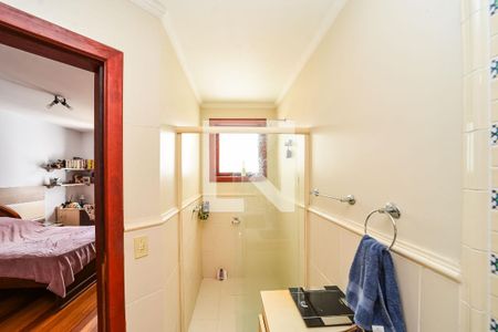 Casa à venda com 372m², 4 quartos e 2 vagasBanheiro da Suíte 1