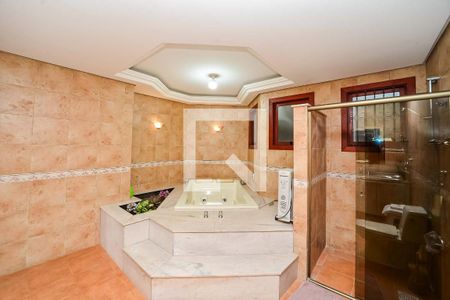 Casa à venda com 372m², 4 quartos e 2 vagasBanheiro da Suíte 2