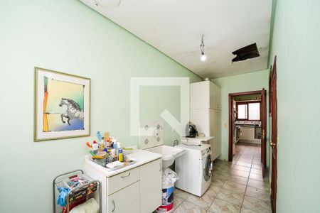 Casa à venda com 372m², 4 quartos e 2 vagasÁrea de Serviço