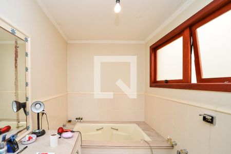 Casa à venda com 372m², 4 quartos e 2 vagasBanheiro da Suíte 1