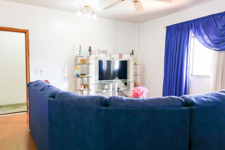 Casa à venda com 431m², 8 quartos e 3 vagasSala 2º Pavimento