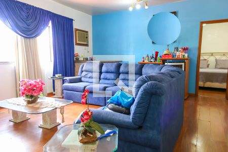 Casa à venda com 431m², 8 quartos e 3 vagasSala 2º Pavimento