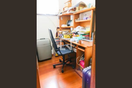 Casa à venda com 431m², 8 quartos e 3 vagasEscritório - 2º Pavimento