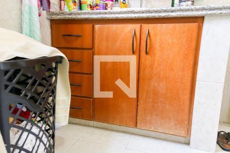 Casa à venda com 431m², 8 quartos e 3 vagasBanheiro Social - 2º Pavimento