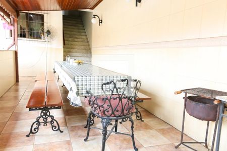 Casa à venda com 431m², 8 quartos e 3 vagasVaranda