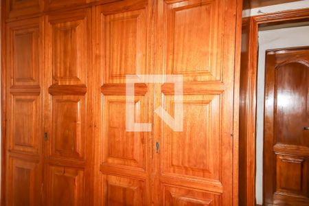 Casa à venda com 431m², 8 quartos e 3 vagasQuarto 3