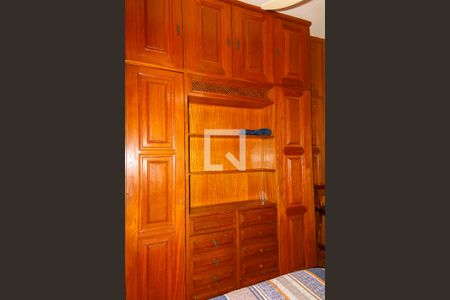 Casa à venda com 431m², 8 quartos e 3 vagasQuarto 2