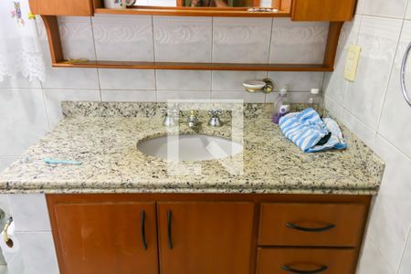 Casa à venda com 431m², 8 quartos e 3 vagasBanheiro Quarto Suíte 2- 2º Pavimento