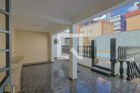Casa para alugar com 360m², 3 quartos e 4 vagas Casa para alugar com 360m², 3 quartos e 4 vagasÁrea de Serviço