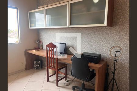 Casa à venda com 180m², 3 quartos e 4 vagasQuarto