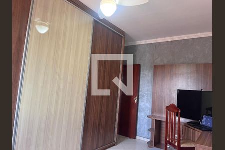 Casa à venda com 180m², 3 quartos e 4 vagasQuarto