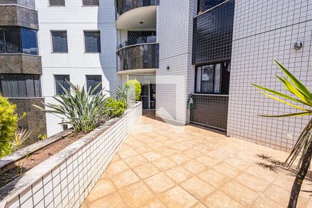 Apartamento à venda com 247m², 4 quartos e 2 vagasÁrea privativa