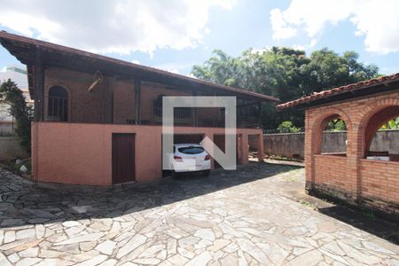 Casa à venda com 514m², 2 quartos e 15 vagasÁrea Externa