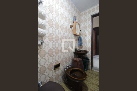 Casa à venda com 514m², 2 quartos e 15 vagasBanheiro Social