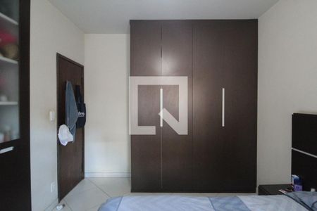 Casa à venda com 514m², 2 quartos e 15 vagasQuarto