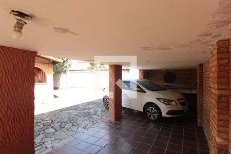 Casa à venda com 514m², 2 quartos e 15 vagasGaragem
