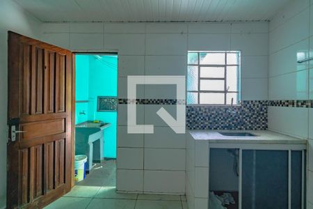 Casa à venda com 200m², 2 quartos e 2 vagasedícula - sala/cozinha