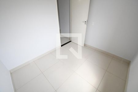 Quarto 1 de casa de condomínio à venda com 3 quartos, 80m² em Parque Imperador, Campinas