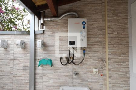 Casa de condomínio à venda com 80m², 3 quartos e 2 vagasÁrea de Serviço