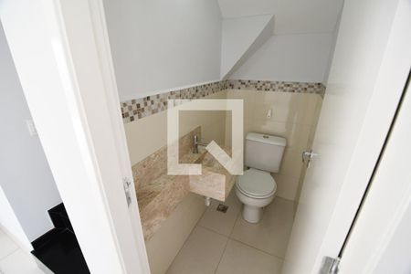 Casa de condomínio à venda com 80m², 3 quartos e 2 vagasLavabo