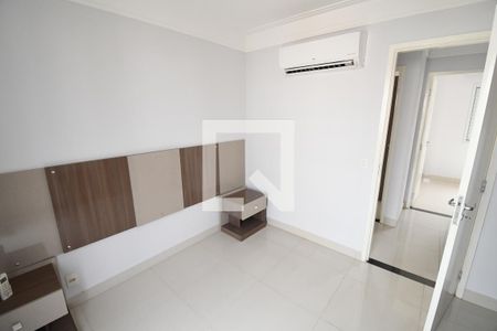 Casa de condomínio à venda com 80m², 3 quartos e 2 vagasQuarto 3 - Suíte