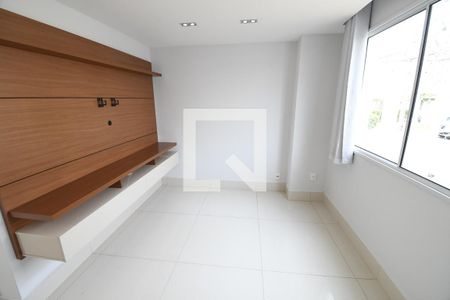 Sala de casa de condomínio à venda com 3 quartos, 80m² em Parque Imperador, Campinas