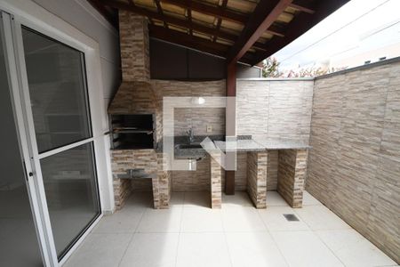 Casa de condomínio à venda com 80m², 3 quartos e 2 vagasChurrasqueira