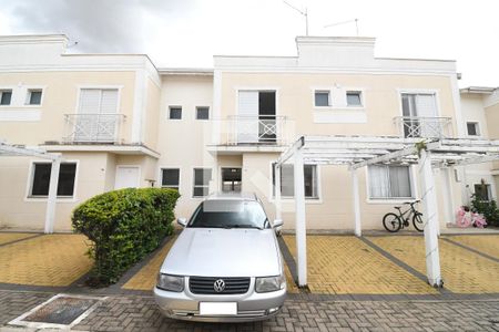 Casa de condomínio à venda com 80m², 3 quartos e 2 vagasFachada 