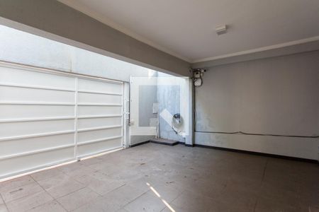 Casa à venda com 200m², 5 quartos e 3 vagasGaragem