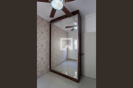 Casa à venda com 200m², 5 quartos e 3 vagasQuarto 2