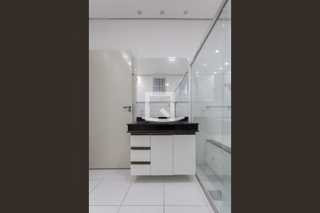 Casa à venda com 200m², 5 quartos e 3 vagasBanheiro da Suíte