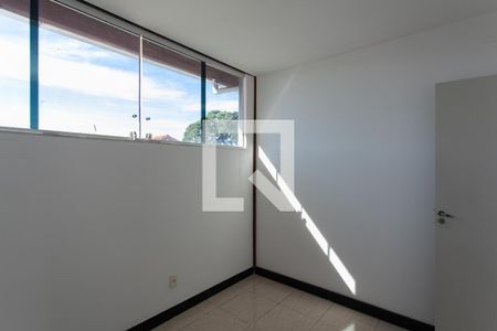 Casa à venda com 200m², 5 quartos e 3 vagasQuarto 4