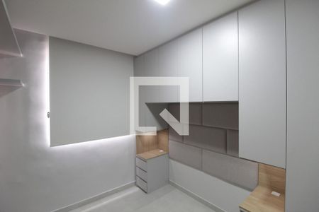 Quarto 1 de apartamento para alugar com 2 quartos, 45m² em Mantiqueira, Belo Horizonte