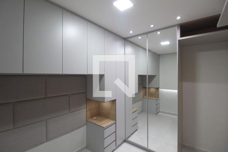 Quarto 1 de apartamento para alugar com 2 quartos, 45m² em Mantiqueira, Belo Horizonte