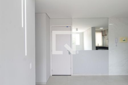 Sala de apartamento para alugar com 2 quartos, 45m² em Mantiqueira, Belo Horizonte