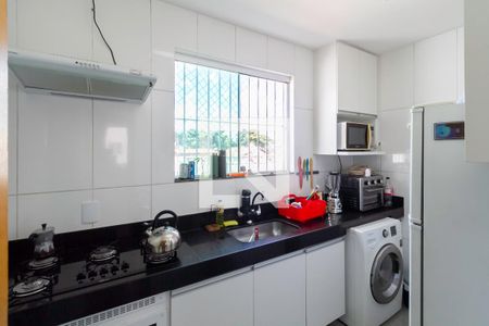 Apartamento para alugar com 45m², 2 quartos e 1 vagaCozinha e Área de Serviço