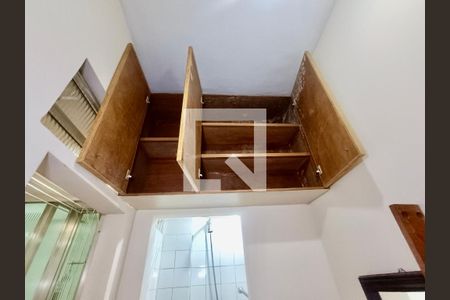 Apartamento à venda com 98m², 3 quartos e 1 vaga Apartamento à venda com 98m², 3 quartos e 1 vagaQuarto serviço