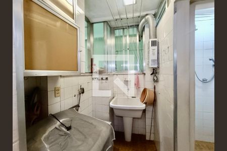 Apartamento à venda com 98m², 3 quartos e 1 vaga Apartamento à venda com 98m², 3 quartos e 1 vagaÁrea serviço