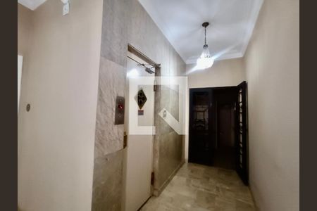 Apartamento à venda com 98m², 3 quartos e 1 vaga Apartamento à venda com 98m², 3 quartos e 1 vagaPortaria