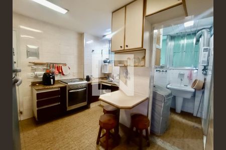 Apartamento à venda com 98m², 3 quartos e 1 vaga Apartamento à venda com 98m², 3 quartos e 1 vagaCopa Cozinha