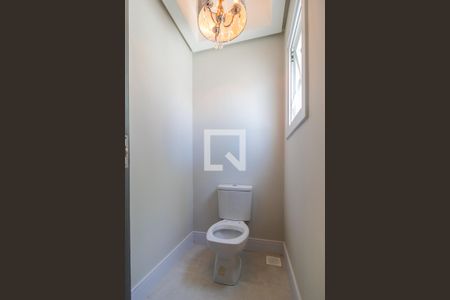 Casa para alugar com 300m², 3 quartos e 3 vagasBanheiro de serviço