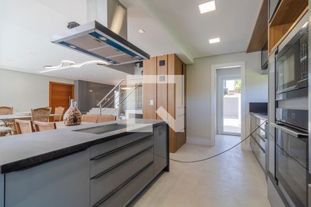 Casa para alugar com 300m², 3 quartos e 3 vagasCozinha