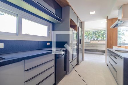 Casa para alugar com 300m², 3 quartos e 3 vagasCozinha