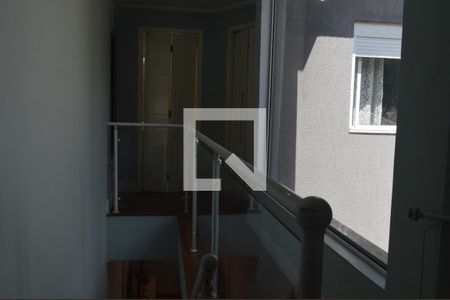 Casa à venda com 218m², 3 quartos e 2 vagasEscada